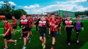 Талант на Локо (Сф) на проби в Барса