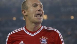 Робен към Венгер: Приеми отпадането с достойнство