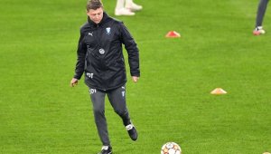 След историческото назначение: Новият селекционер променя философията на Швеция