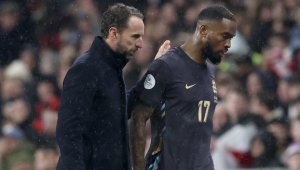 Комарджия подсилва Ман Юнайтед