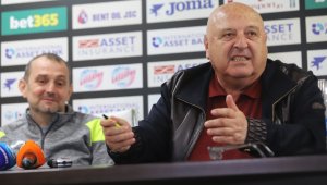 Венци Стефанов продължава с предупрежденията, този път са към Величков