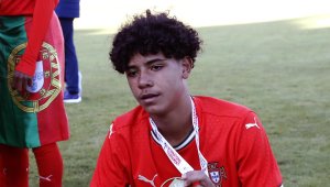 Бързак! Кристиано младши повикан за Португалия до 16 г.