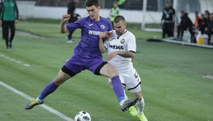 Славия удари Етър в първи мач за седмото място