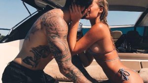 Пука ли му? Излишен в Ливърпул подлуди от секс австралийска фурия + ГАЛЕРИЯ