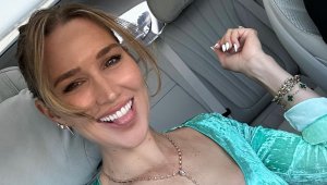 Секссимвол на тениса се пусна гола + СНИМКИ