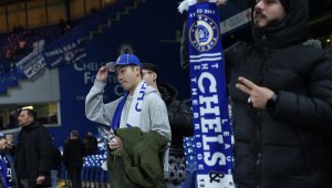 Фенове на пропадналия Челси изтрещяха, искат си парите