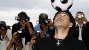 Те оставиха Марадона да умре + СНИМКИ