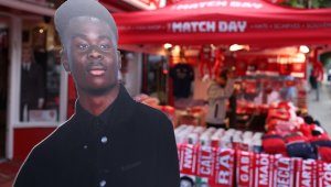 Арсенал намигна на Сака с финикийски знаци