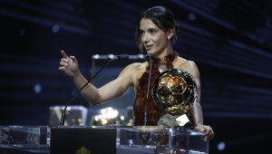 Красивата Айтана след трета поредна Златна топка: Не знаех за женския футбол!