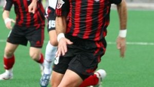 Кушев напуска Амкар, Пеев чака оферти