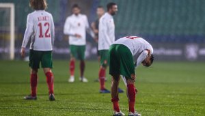 България е на четири издънки от абсолютния антирекорд