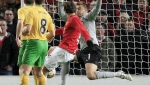 Бербо закова два от засада за 3:0 над Селтик