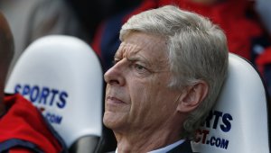 Венгер: Митрович си бе изгонен заслужено