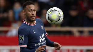 Разпад: Жалкият Неймар пристига махмурлия и не тренира