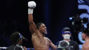 Джошуа си уреди бой с бивш шампион в UFC