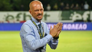 Ел Маестро &bdquo;отсвири&ldquo; звезда на ЦСКА за Етър