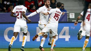 Де Роси и Салах се връщат в игра за Рома