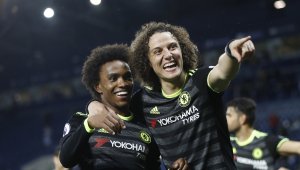 Вилян за Юнайтед: Какъв "Олд Трафорд"?! Оставам си в Челси