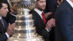 Хокеистите на Флорида Пантърс повредиха Купа "Стенли"