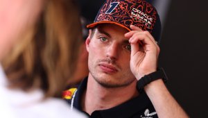 Лудия Макс май ще каже "да" на Мерцедес!