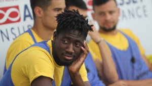 Пандемията спира Косоко за Ботев