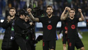 Звезди на Барса се скараха заради гаджетата си + СНИМКИ