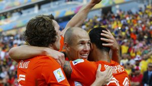 Холандия покори и Чили