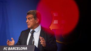 Лапорта: Търпение, каталунци! Ще разрешим тази ситуация