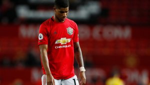 Това е най-слабият Манчестър Юнайтед от десетилетия