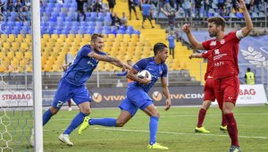 Яблонски дари парите от глобата на школата на Левски