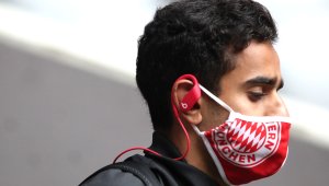 Байерн "върза" халф с индийска кръв и го разкара