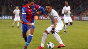 В Швейцария: Дортмунд купи Аканджи за 21.5 млн. евро