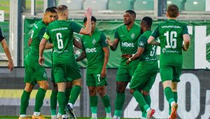 Лудогорец разкости Локо Сф, ужасяващ и кървав инцидент помрачи мача