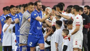 Нападателите ликуват: Уругвайско ренде спира с футбола