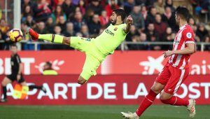 Канибала разкри, че Денис отива в Арсенал + СНИМКА