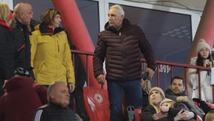 Кръщават трибуна на "Българска армия" на Христо Стоичков