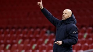 Ако поеме Нюкасъл: Тен Хаг става №3 по заплати в Англия