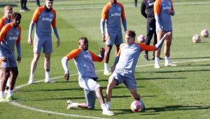 Формата на Интер срещу опита на Атлетико и Чоло