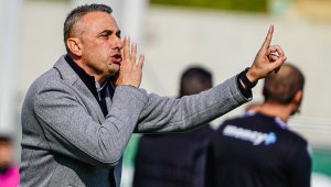 Лавина от травми стресна Ивайло Петев