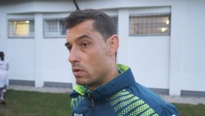 Берое: Бербатов само тренира с нас