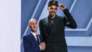 Френското чудо влезе в НБА под №1, Крис Пол ще играе със Стеф Къри