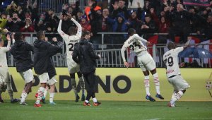 Расистки скандал помрачи Каляри - Милан