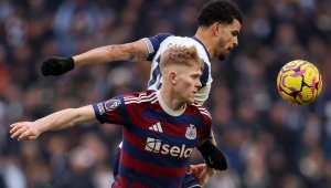 Тежък удар за Нюкасъл! Люис Хол аут до края на сезона 