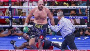 Нокаут! Фюри тръшна Уайлдър и в третия мач! + ВИДЕО и СНИМКИ