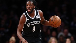 Ракетите ще променят баскетбола, взимат още крила