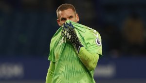 Ужас в Англия! Банда с мачете обра вратаря на Евертън