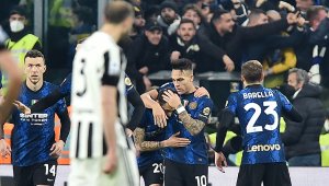 Юве смаза Интер, но шампионите ликуваха с пребита дузпа