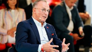 Коронавирус: Пандемията ще излекува болния футбол