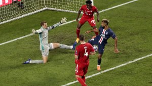 Вечната усмивка, за която не платиха и 1 евро + ВИДЕО