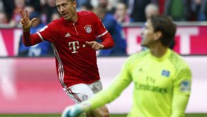 Левандовски вече е на нивото на Герд Мюлер